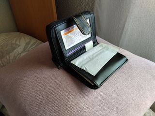 Cartera piel
