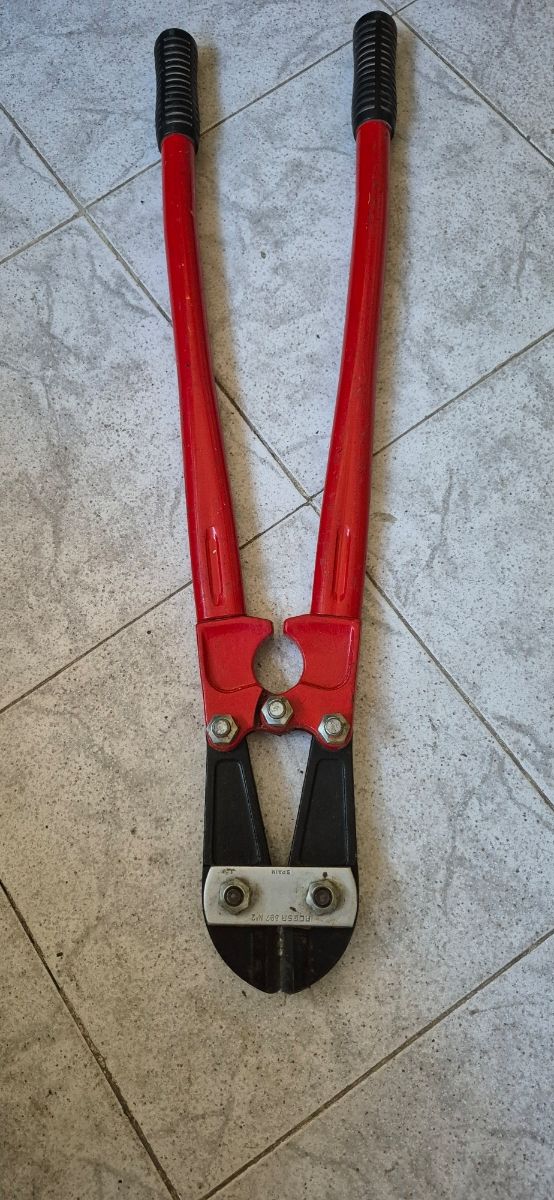 Cizallas grandes y fuertes Prácticamente nuevas