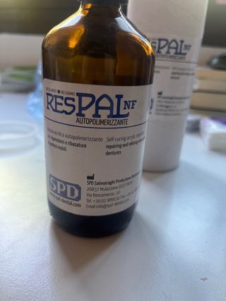 Respal NF: Resina Autopolimerizable