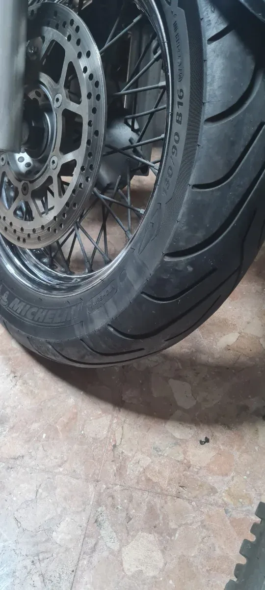 Suzuki Intruder 800cc