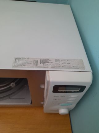 Microondas Sharp R-730A Grill