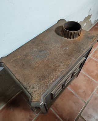 Estufa Hergom hierro fundido antigua