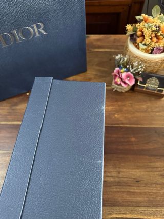 Caja Dior