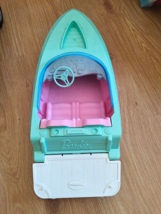 Coche y lancha Barbie: ¡Juguetes! 