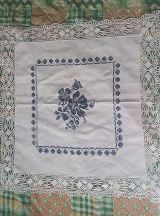 Tovaglietta ricamata cotone 60x60