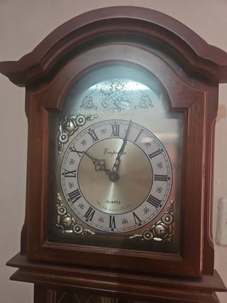 Reloj de pared antiguo Empire