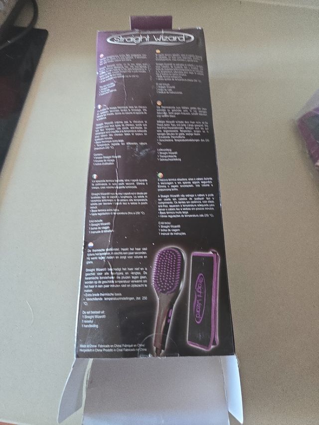 Cepillo alisador Straight Wizard con su funda