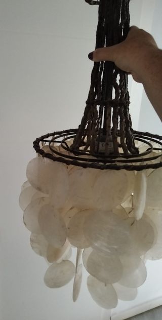 Lámpara colgante conchas