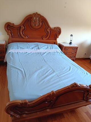 Cama madera de 1,35
estilo antiguo