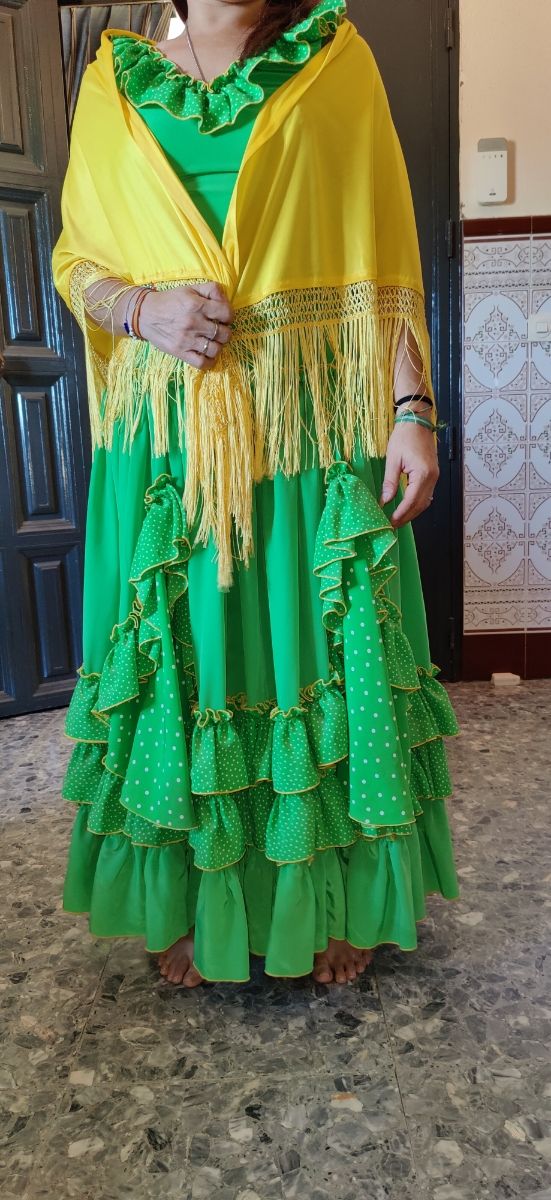 Vestido Flamenca + Mantón