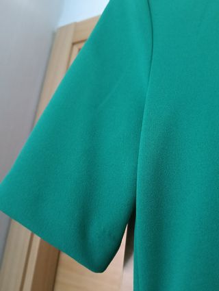 Vestido Zara midi verde