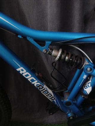 Bicicleta RockRider azul niño