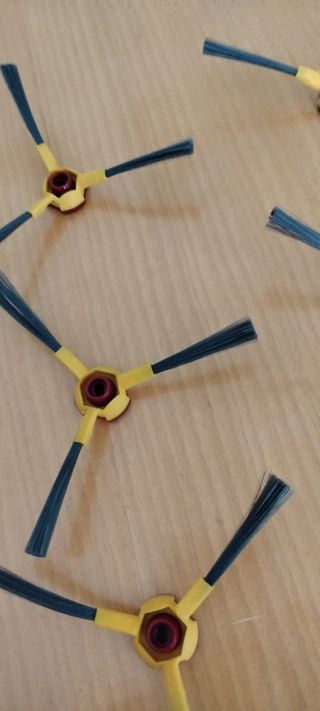 8 Cepillos ECOVACS DEEBOT D73