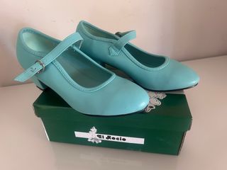 Zapatos El Rocío verde agua niña 33