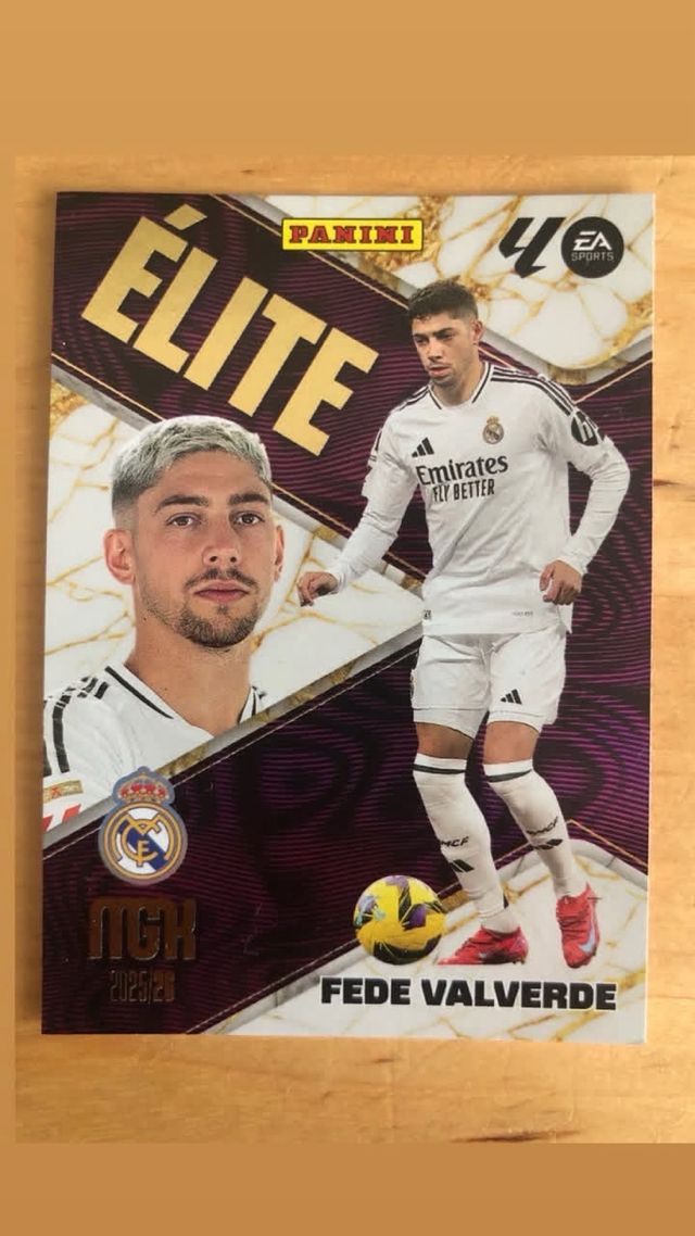 Fede Valverde Elite Panini Megacracks 25-26