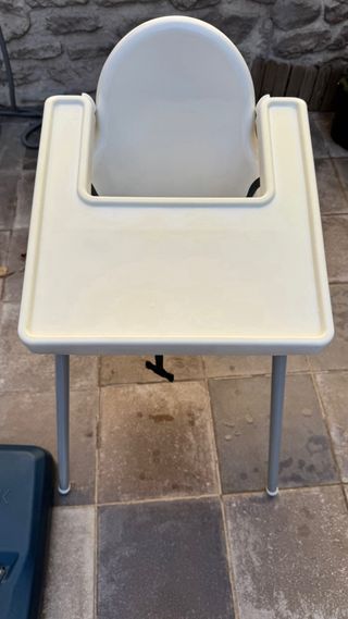 2 tronas Ikea.