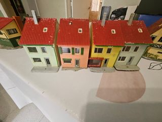 Maqueta estación tren vintage,con casas y iglesia