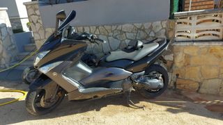 Yamaha T-Max