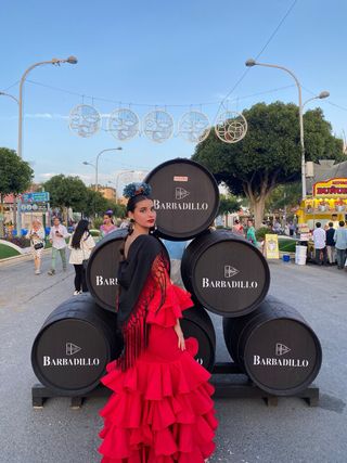 Traje gitana rojo - mangas plumeti