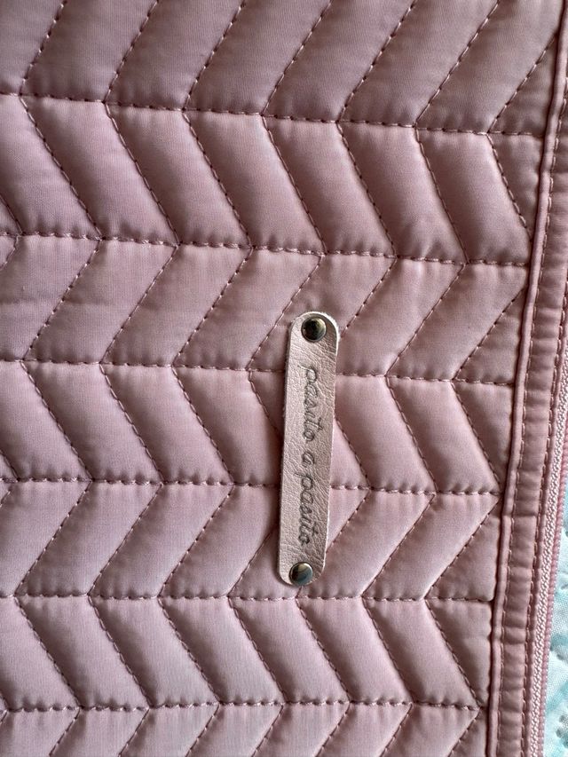 Neceser rosa acolchado