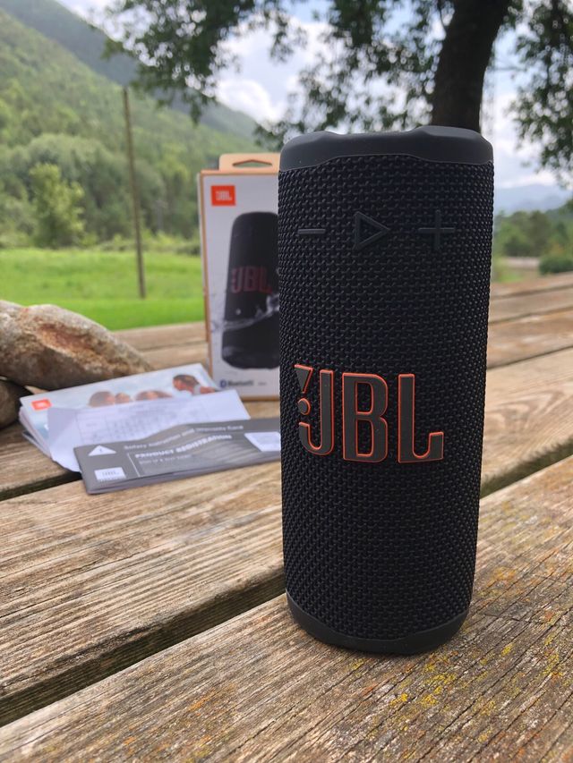 Novo e inovador!! JBL GRIP!! Super novo