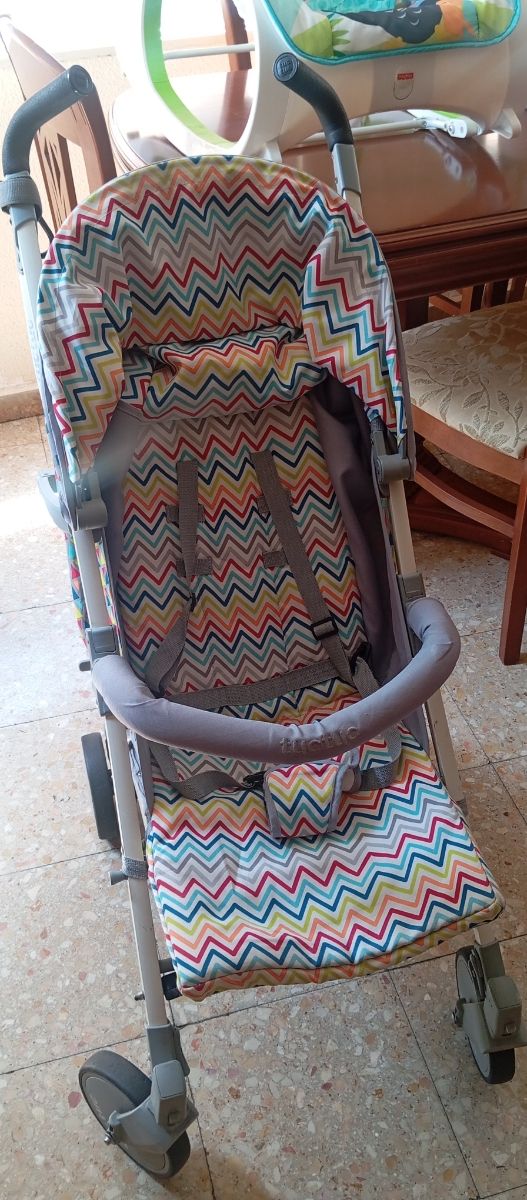 Carro paseo bebé ligero marca tuctuc