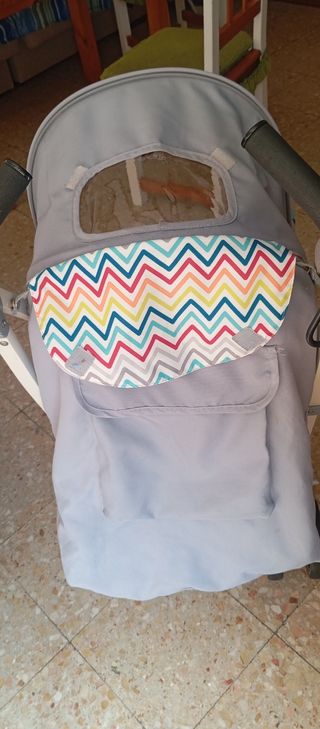 Carro paseo bebé ligero marca tuctuc