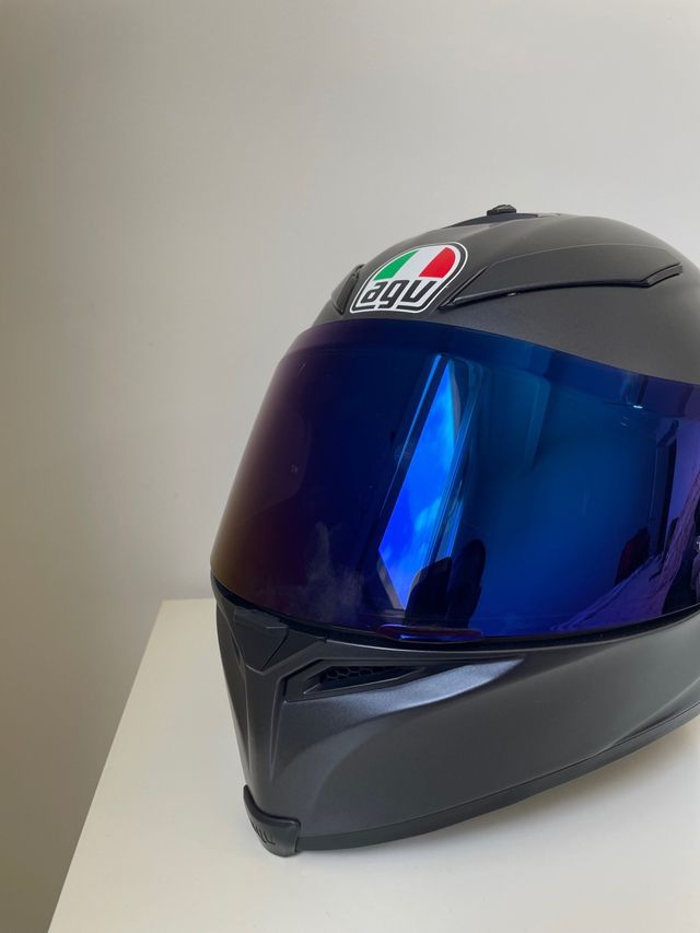 Casco moto AGV