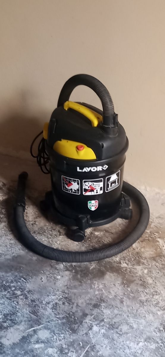 Aspirapolvere Lavor