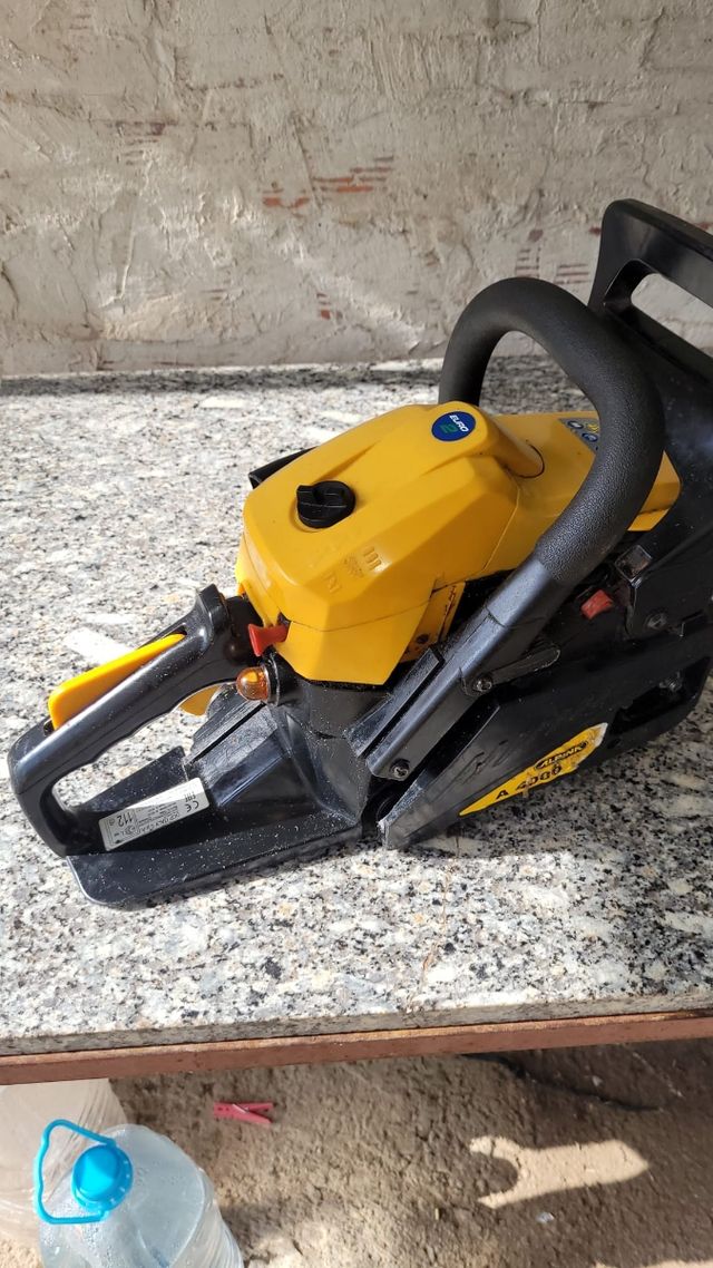 Motosierra Alpina A 4000 funciona le falta la cade