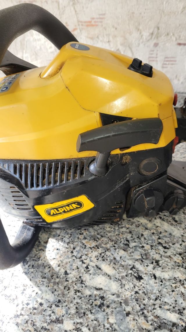 Motosierra Alpina A 4000 funciona le falta la cade