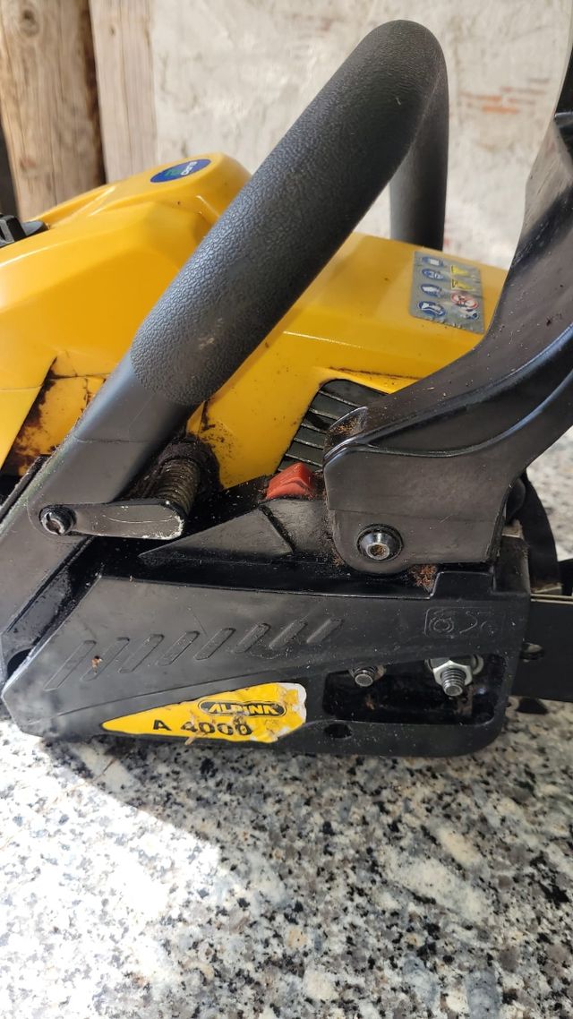 Motosierra Alpina A 4000 funciona le falta la cade