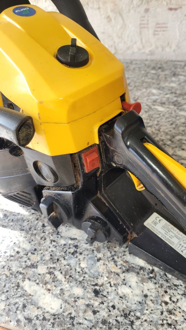 Motosierra Alpina A 4000 funciona le falta la cade