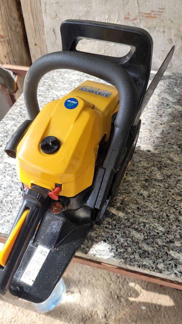 Motosierra Alpina A 4000 funciona le falta la cade