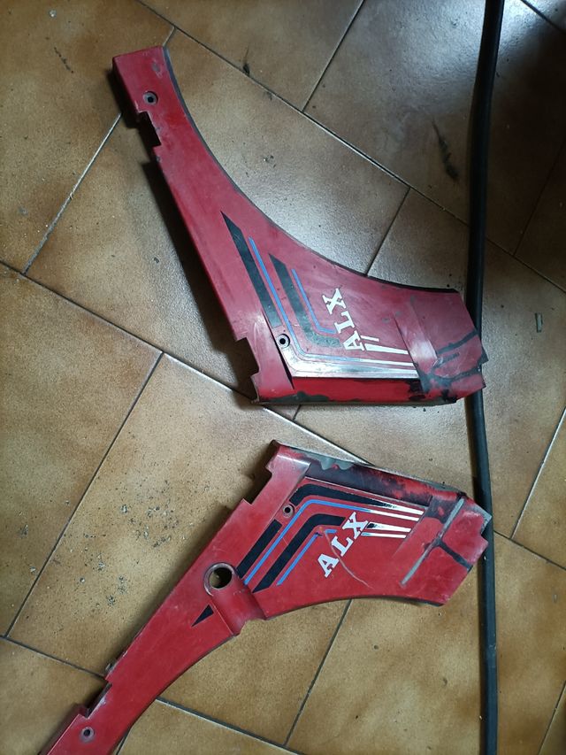 Carcasas Vespino ALX rojas