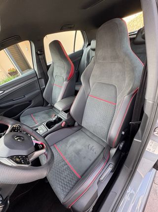Volkswagen Golf 2021