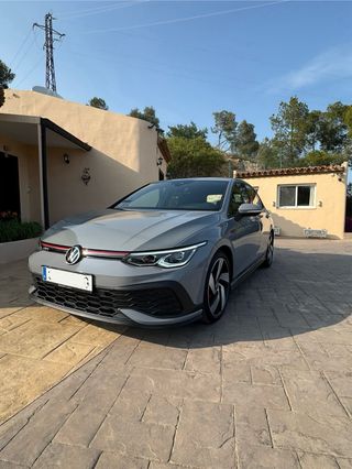 Volkswagen Golf 2021