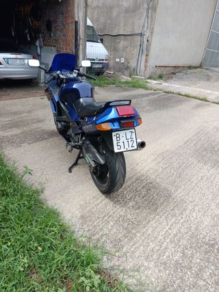 Kawasaki ZZ-R 600 - Moto