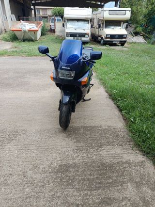 Kawasaki ZZ-R 600 - Moto