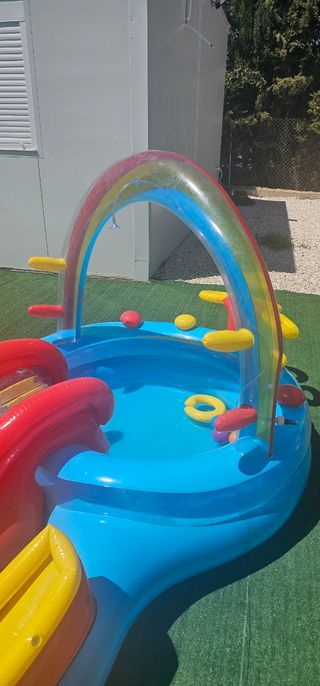 Piscina inflable INTEX con tobogán