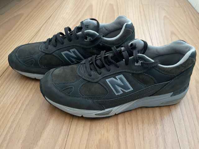 Zapatillas New Balance 991 - Gris y Negro