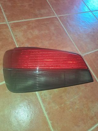 Piloto trasero Peugeot 306 hdi gti 