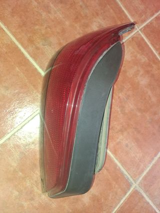 Piloto trasero Peugeot 306 hdi gti 
