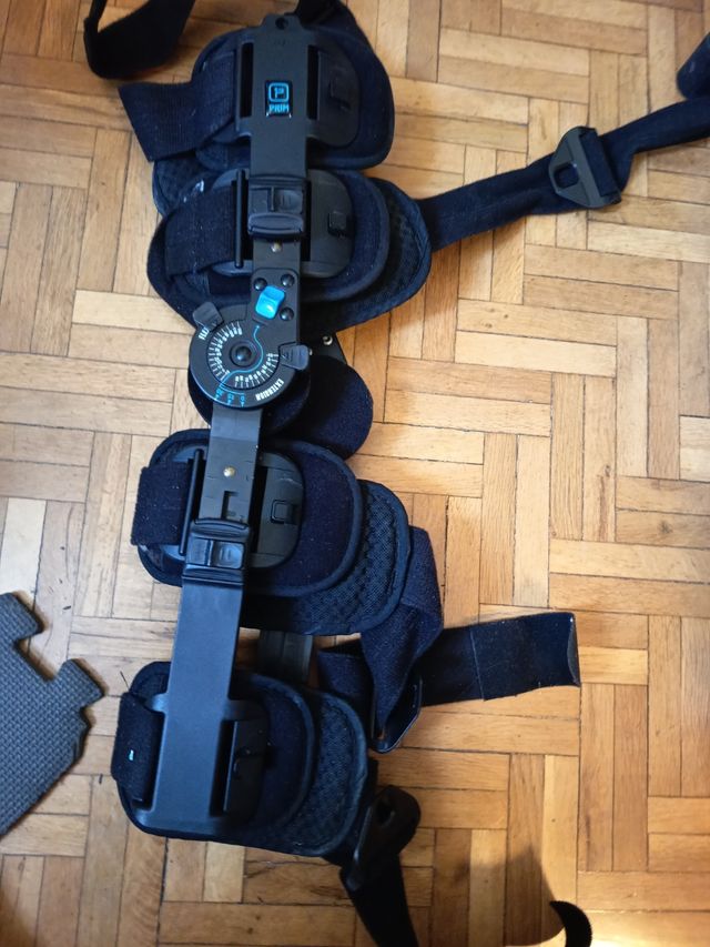 Rodillera ortopédica Ajustable RS-3000