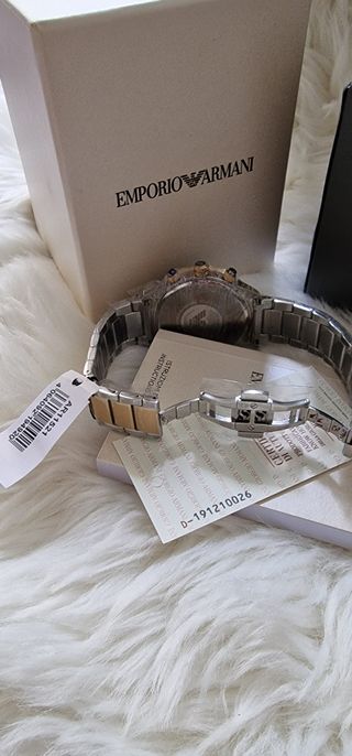 Reloj Emporio Armani cronógrafo dorado