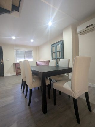 Mesa comedor extensible a 260 cm con 6 sillas