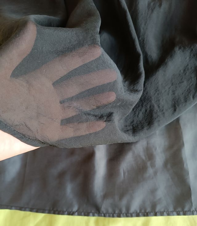 Vestido negro seda sin manga