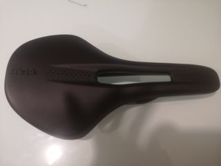 Sillín de bici Fizik Vento Antares R1. 