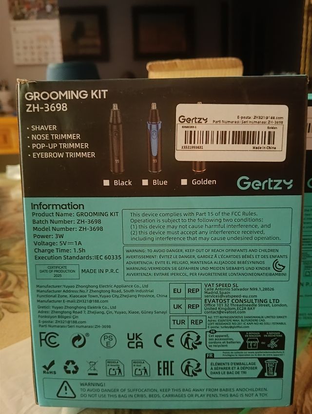 AFEITADORA 4 EN 1 NUEVA