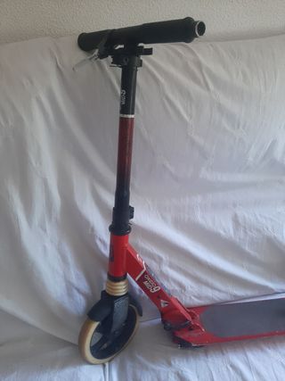 Patinete Oxelo Mid 9 rojo